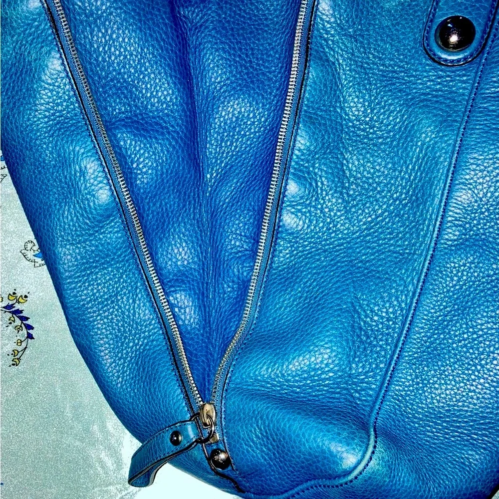 GUCCI Blue Leather Hobo Satchel - Large - Picture 13 of 15